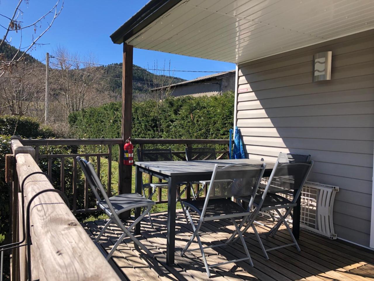 Camping La Mare Aux Fees Hotel Roquefeuil Buitenkant foto