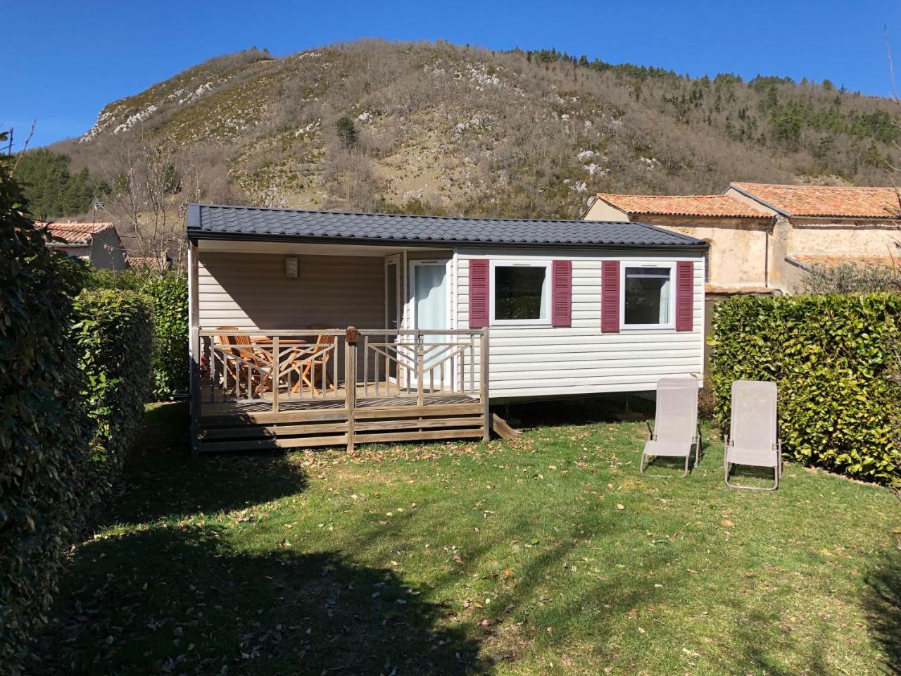 Camping La Mare Aux Fees Hotel Roquefeuil Buitenkant foto